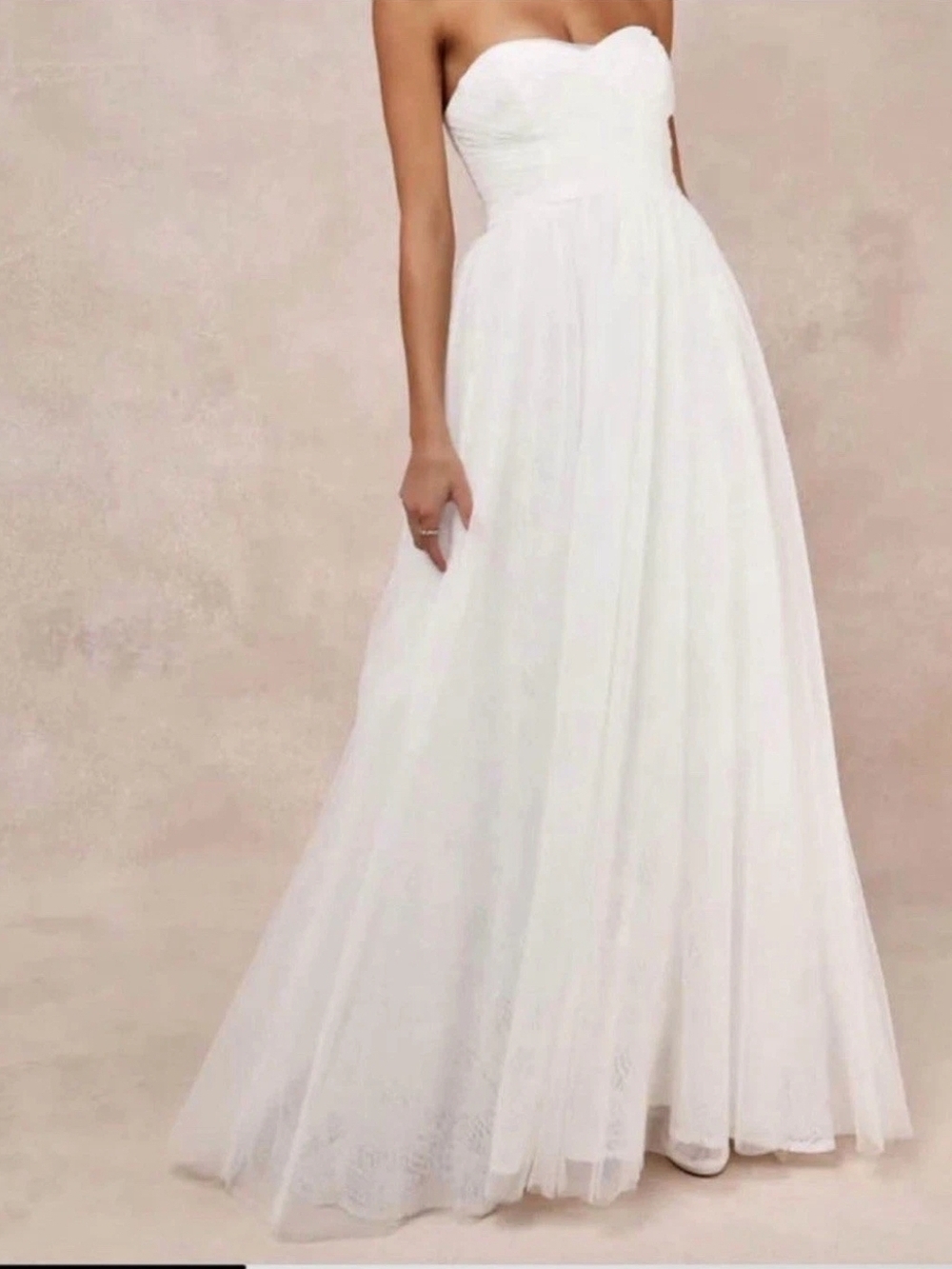 Lulu's Blissful Forever Gown Size M Nwt